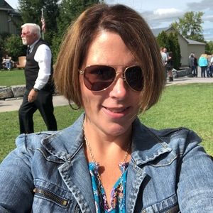 Meet your Posher, Rebecca